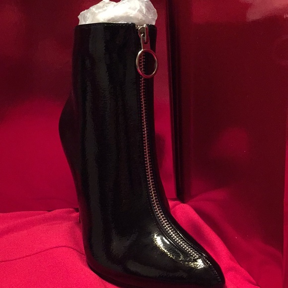 Cat walk booties - Picture 3 of 5